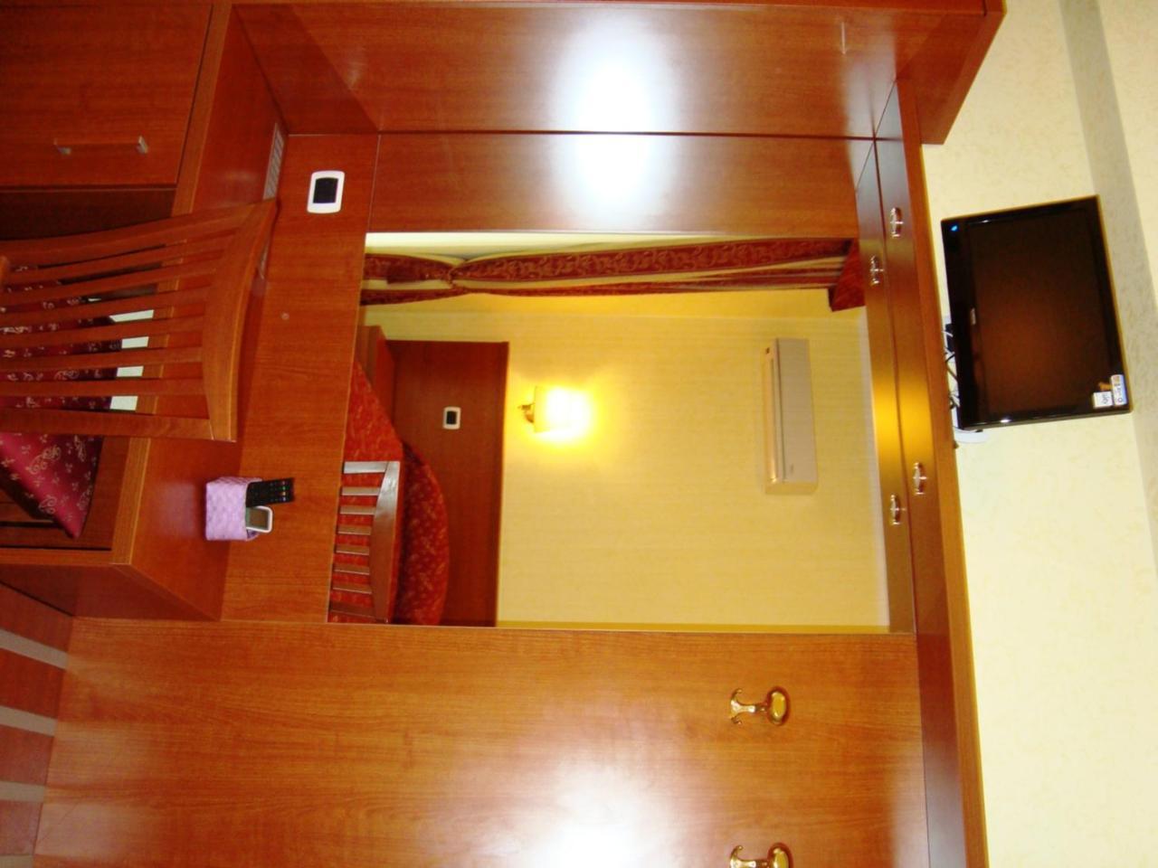 Residenza Fermi Hotel Roma Ngoại thất bức ảnh